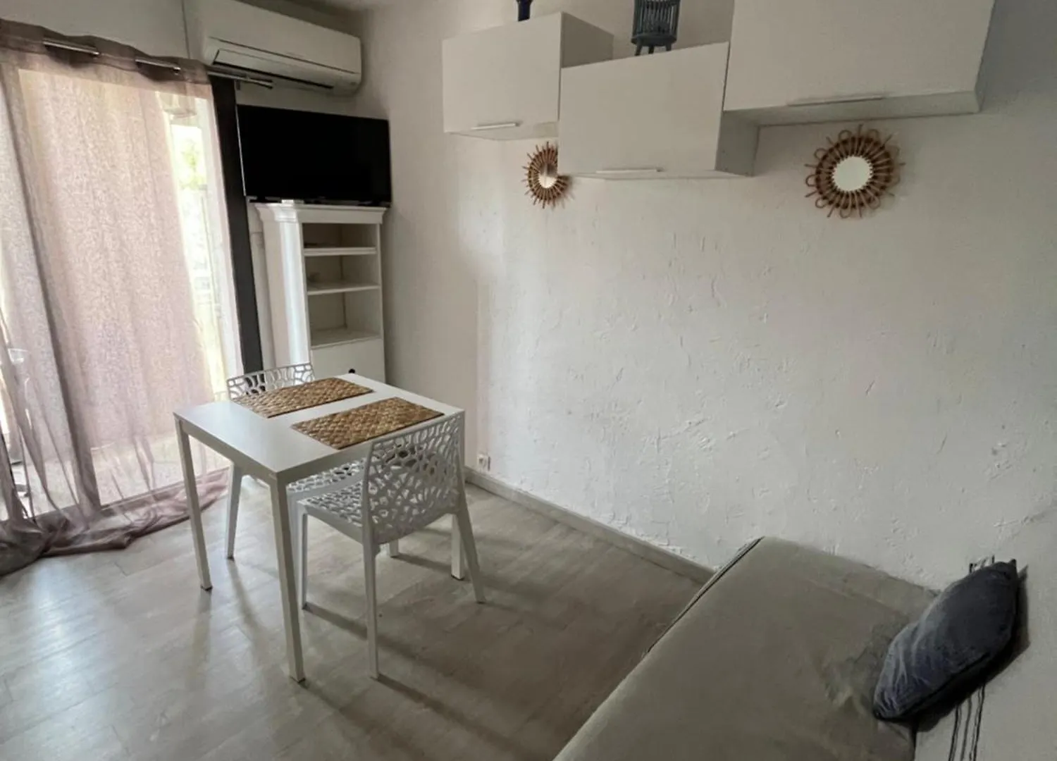 Apartment A Pied Du Port De Bandol Et De Sa Plage